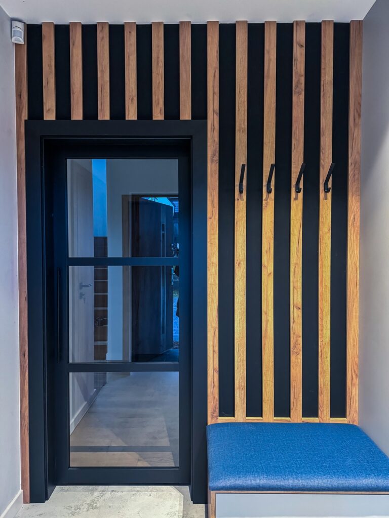 lamele w przedpokoju