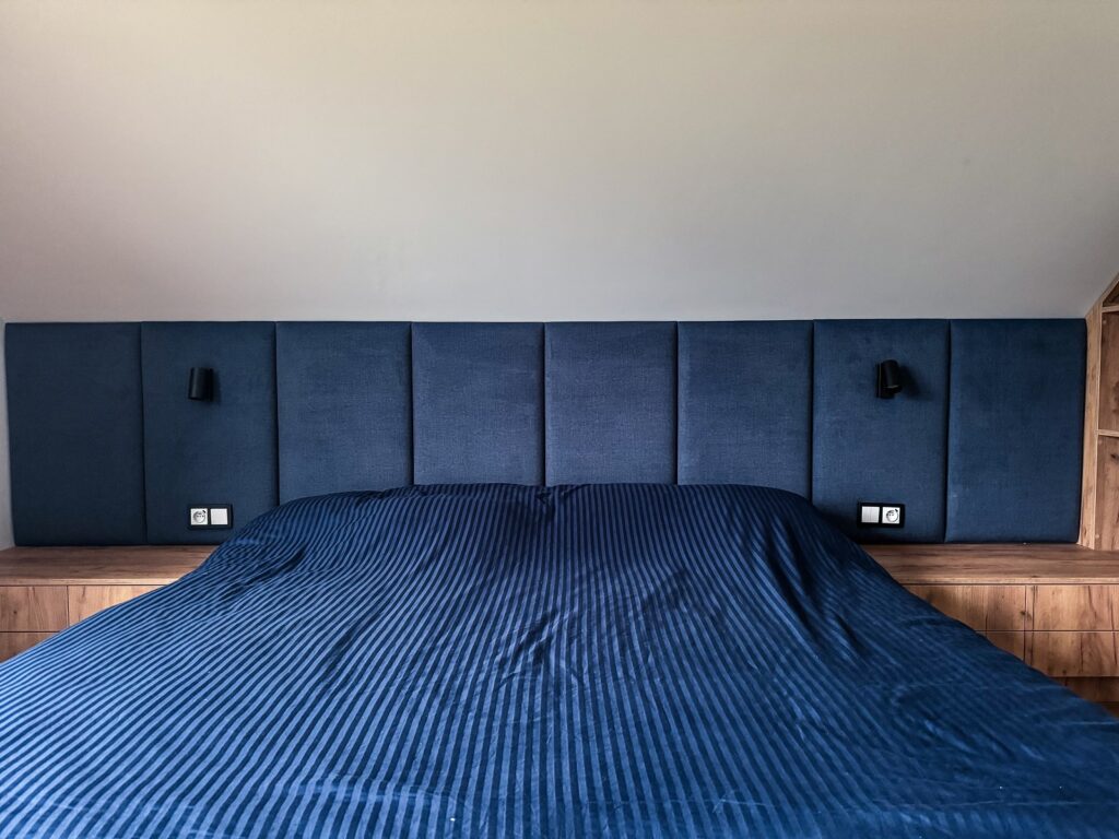 sypialnia na poddaszu